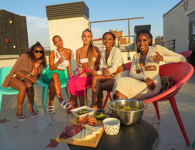 Barcelona: Fun & Unpretentious Rooftop Wine Tasting - Who This Rooftop Wine Tasting Fits Best (and Who Should Skip It)