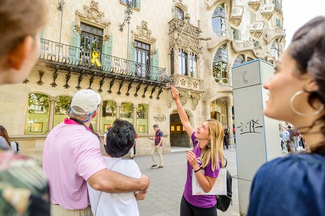 Barcelona Gaudi and Sagrada Familia Tour - Metro Planning: Why the T-10 Tip Saves You Money