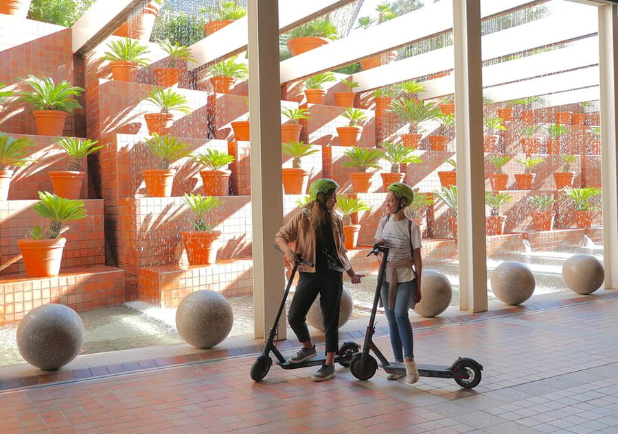 Barcelona: Gaudi Highlights Guided Tour by Electric Scooter - Passeig de Gràcia and Gaudí architecture: the “main boulevard” feeling