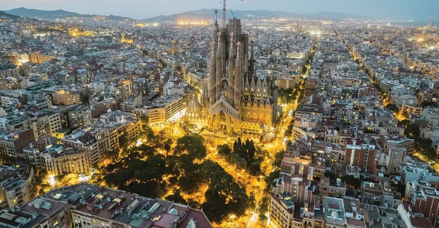 Barcelona: Gaudí Sightseeing Guided Segway Tour - Key highlights to know before you go