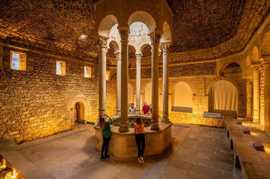 Barcelona: Girona Private Guided Tour by High-Speed Train - Arab Baths visit, plus the Sunday Museum of Jewish History swap