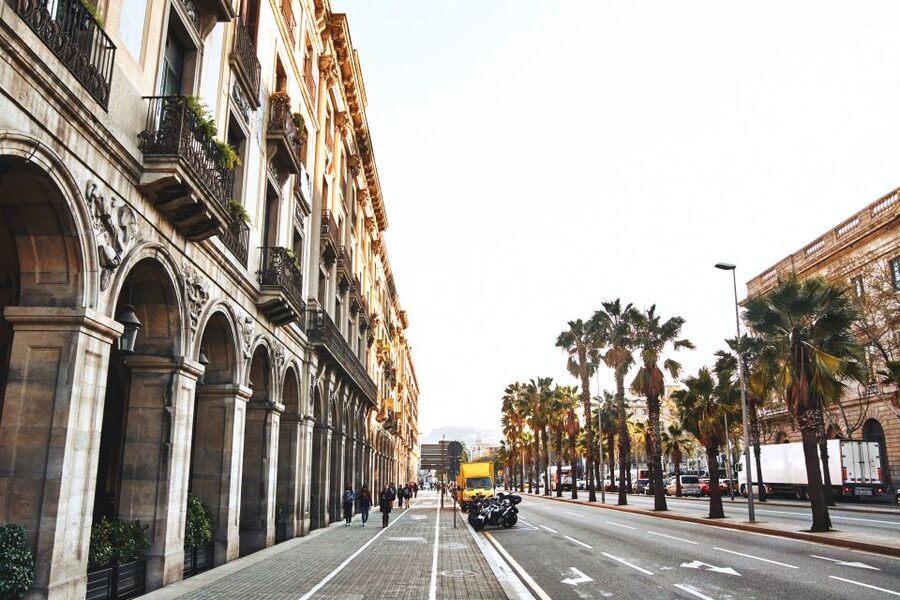 Barcelona: Gothic Quarter & La Sagrada Familia Private Tour - Who this private tour suits best