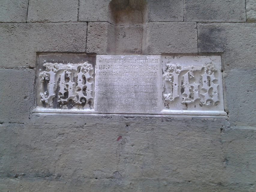 Barcelona: Gothic Quarter Legends Walking Tour with Tapas - The pintxo and drink finale: how to make it count
