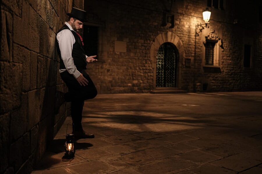 Barcelona: Gothic Quarter Night Walk Mysteries and Legends - Key highlights worth showing up for