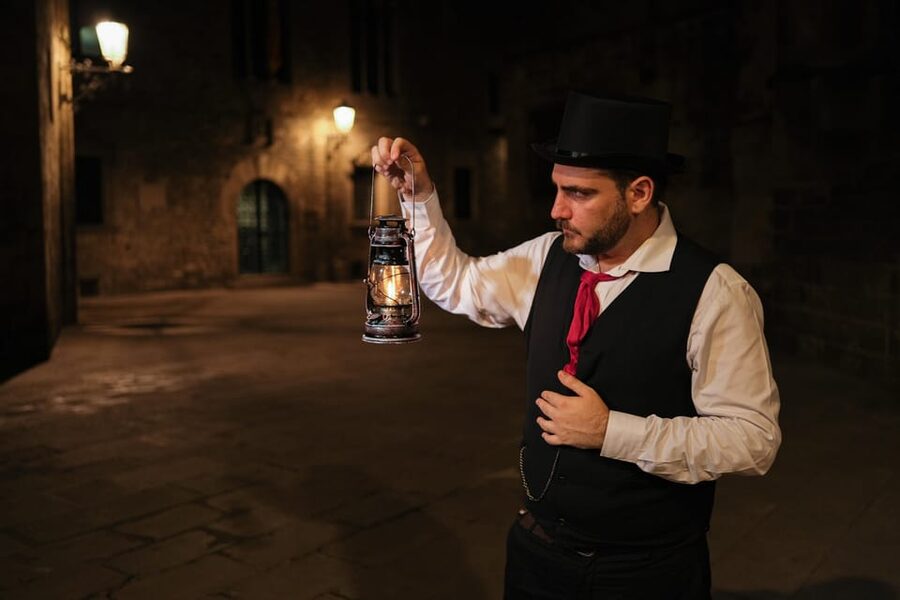 Barcelona: Gothic Quarter Night Walk Mysteries and Legends - Placa Sant Jaume and the Major Synagogue story stop
