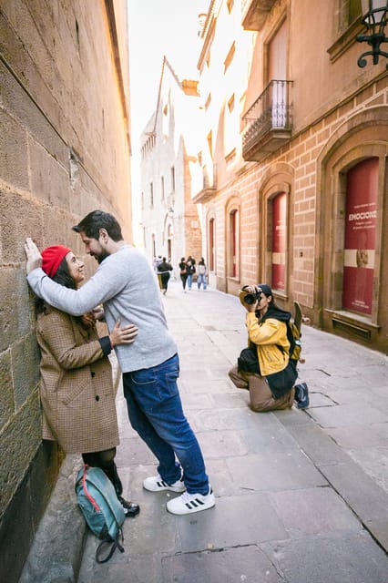 Barcelona: Gothic Quarter Private Photoshoot Experience - Key highlights you will care about