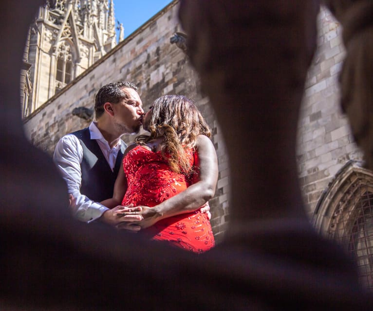 Barcelona: Gothic Quarter Private Photoshoot Experience - Where the session ends (and why that matters for your day)