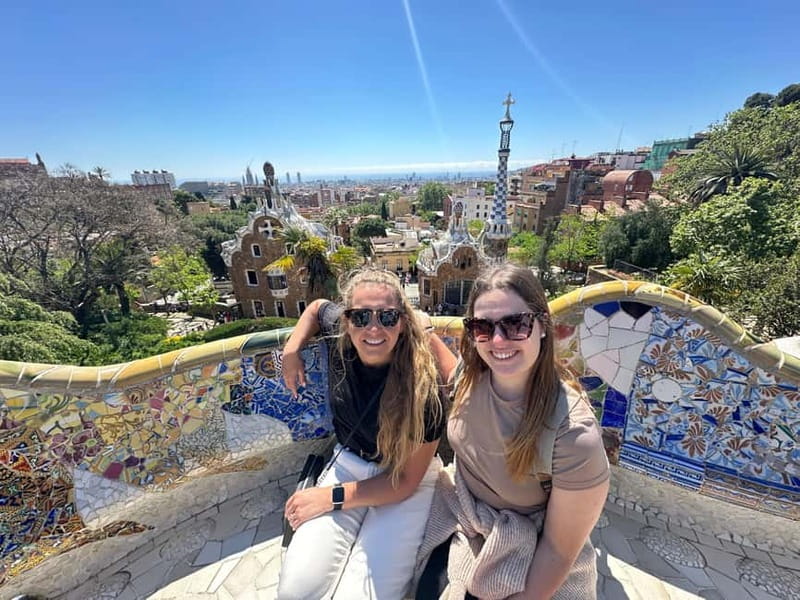 Barcelona: Gothic Quarter, Sagrada Familia & Park Güell Tour - Getting Oriented in the Gothic Quarter, Where Barcelona’s Layers Show