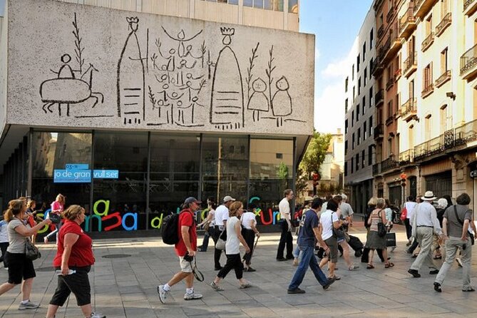 Barcelona: Gothic Quarter Walking Tour - From Royal Palaces and Columbus to Santa Maria del Mar