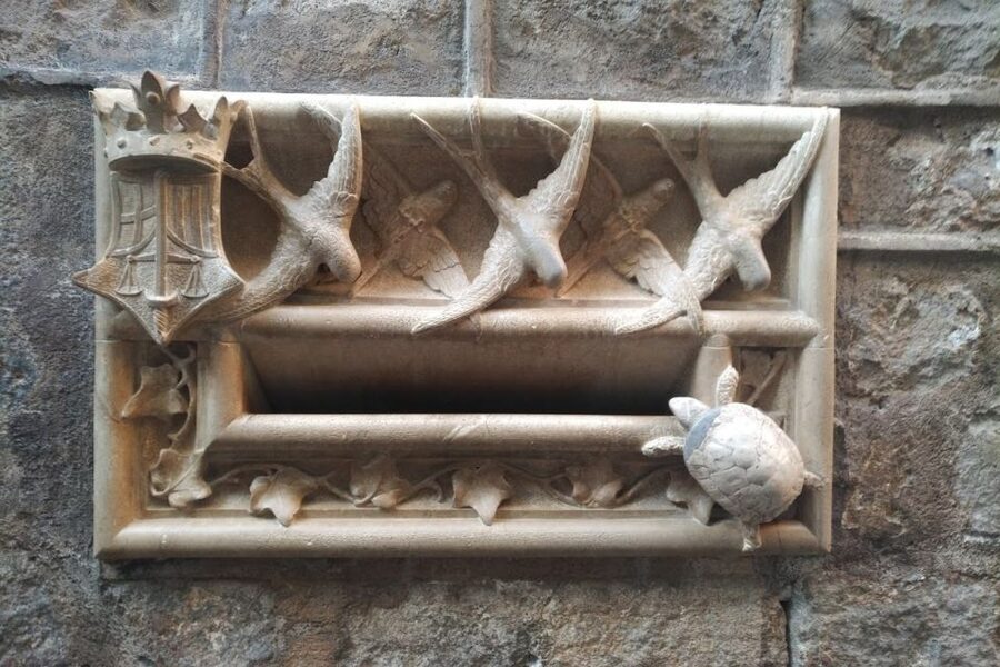 Barcelona: Gothic Quarter Walking Tour with Optional Pintxos - Ramblas, Augustus, and the Founding Angle