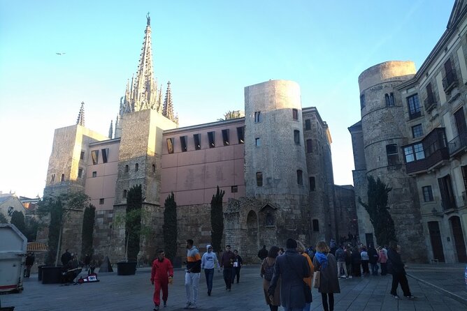 Barcelona Gothic Quarter Walking Tour with Tapas - Price and value: is $29.04 a fair deal for 3 hours?