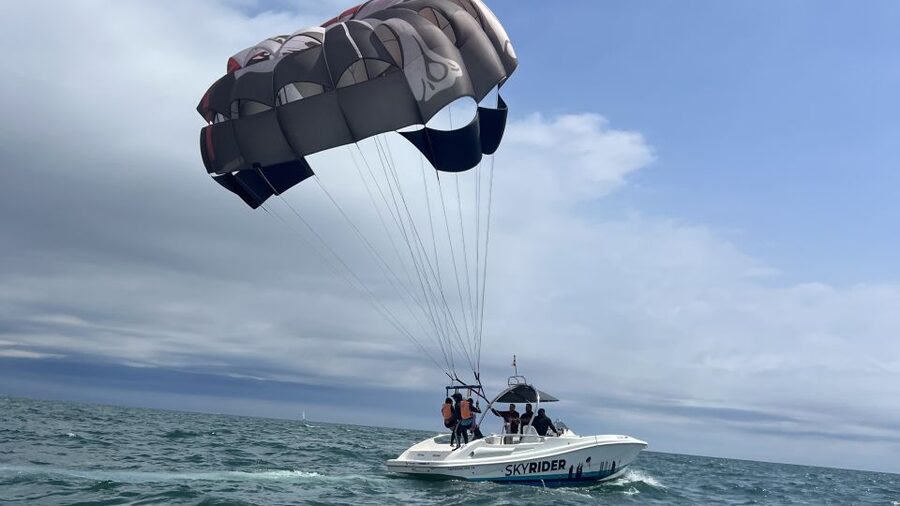 Barcelona: Guided Parasailing Experience - Key things that make this Barcelona parasailing stand out