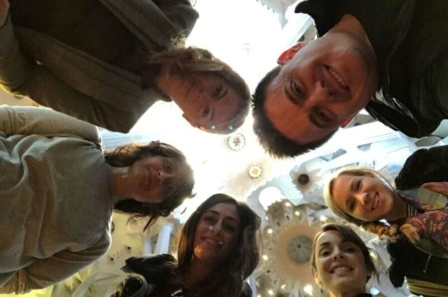 Barcelona: Guided Sagrada Familia Tour & Skip-The-Line Entry - Why this Sagrada Familia tour feels smarter than a standard ticket