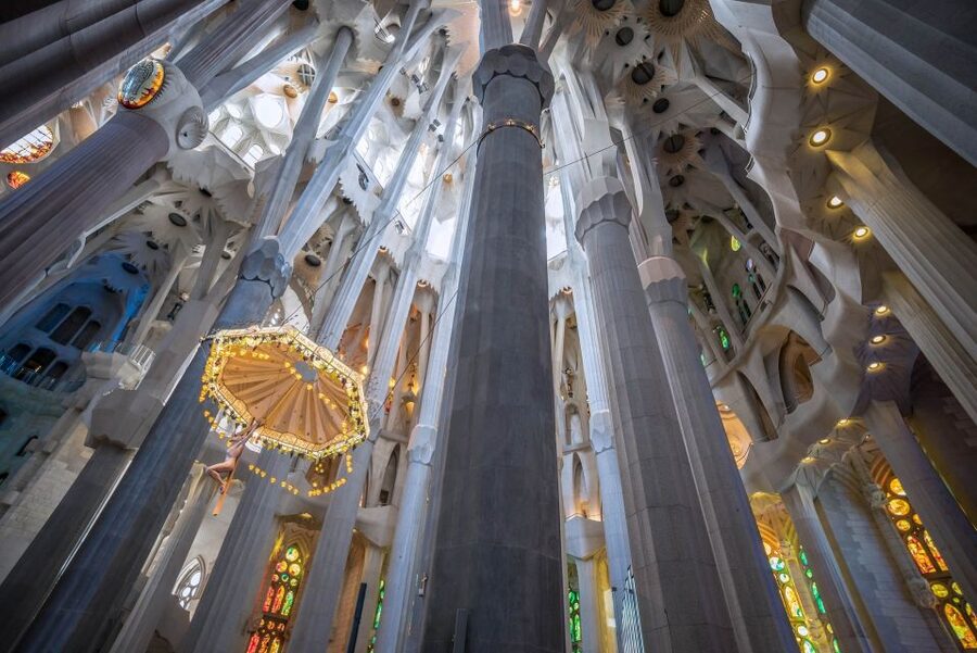 Barcelona: Guided Tour of Sagrada Familia - Why Evening Timing Changes Everything After 4 PM