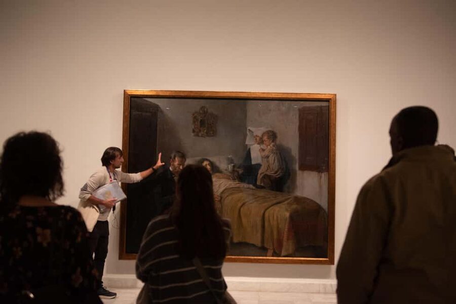 Barcelona: Guided Tour of the Picasso Museum with Tickets - Who this tour suits best (and who might want to think twice)
