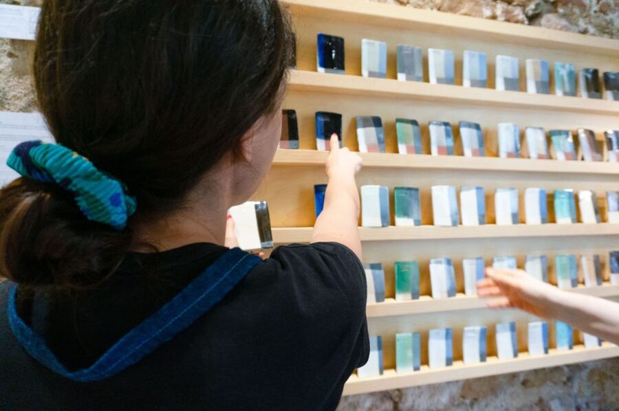 Barcelona: Handmade Ceramic Tiles Workshop - Entering Taller Gingell, a Poble Sec workshop that feels like a workshop
