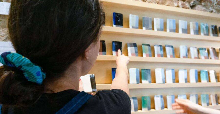 Barcelona: Handmade Ceramic Tiles Workshop - How the 2-hour lesson actually flows, from tools to your design