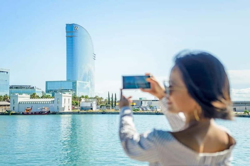 Barcelona: Helicopter Flight, Boat Ride, and Walking Tour - A fast hit of Barcelona from ground, sea, and sky