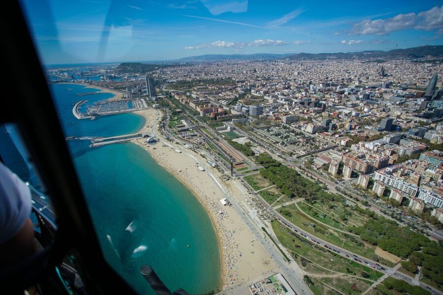 Barcelona: Helicopter Flight with Optional Yacht Cruise - The real itinerary flow: two activities, two departure points, not back-to-back