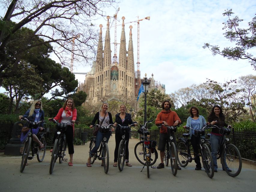 Barcelona Highlights Bike Tour: Cycle along the beach! - Key points I’d center your decision on