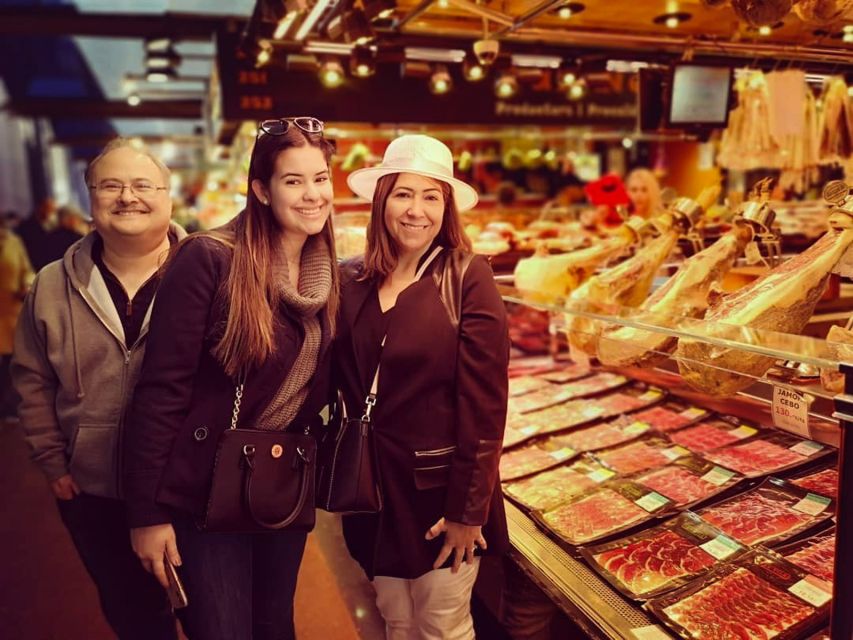 Barcelona: Highlights & Gems Private Tour with Tapa & Drink - Why This 3-Hour Private Barcelona Walk Works So Well