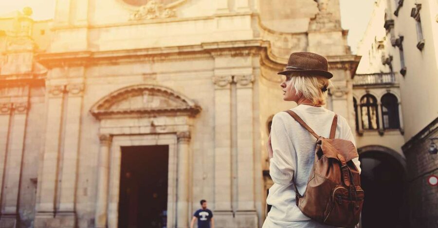Barcelona: Highlights & Gems Private Tour with Tapa & Drink - Palau Güell and Plaça Reial: Early Gaudí Meets a Palm-Lined Break