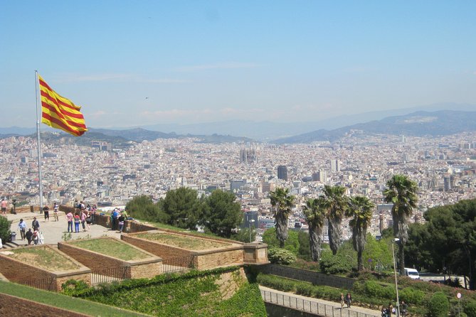 Barcelona Highlights Guided Tour with Monjuic Cable Car - Price and value: what $47.06 buys in time and access