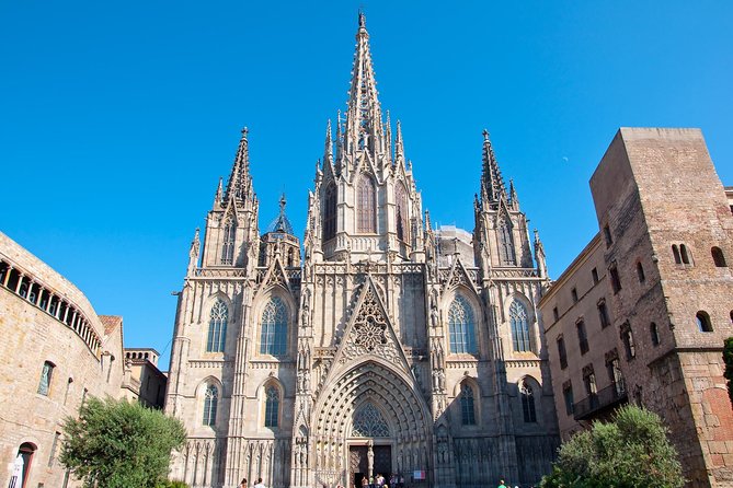 Barcelona Highlights Guided Tour with Monjuic Cable Car - Passeig de Gràcia from a bus window, then straight into Gaudí territory