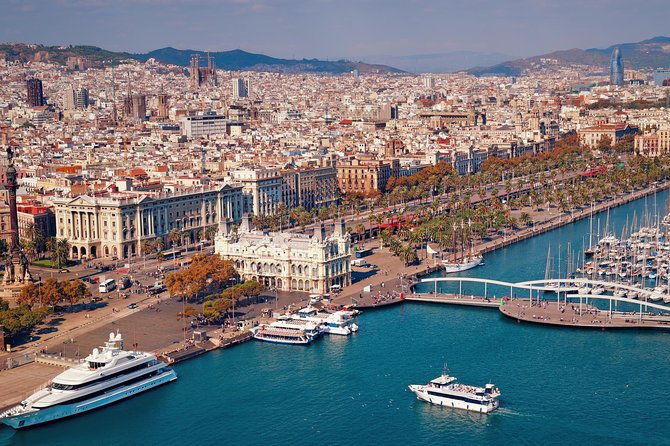 Barcelona Highlights Private Guided Tour with Hotel Pick-up - Price and value for groups up to 8