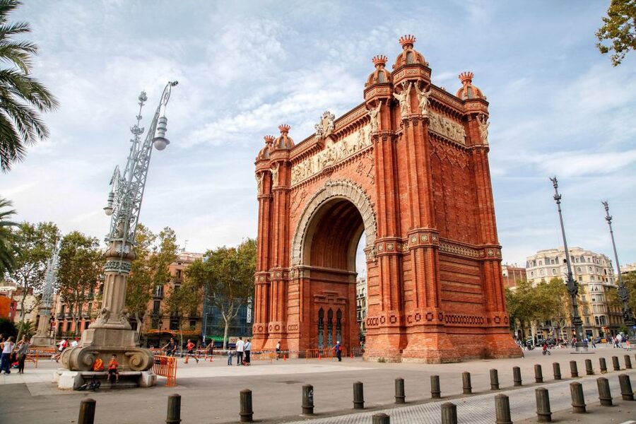 Barcelona Historical 3-Hour Bike Tour - Culture break: the Palau de la Música Catalana area stop
