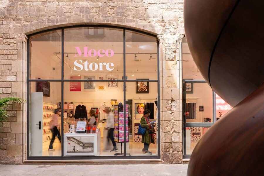 Barcelona: Hop-On Hop-Off Bus and Moco Museum Ticket - Key things to know before you ride and visit Moco