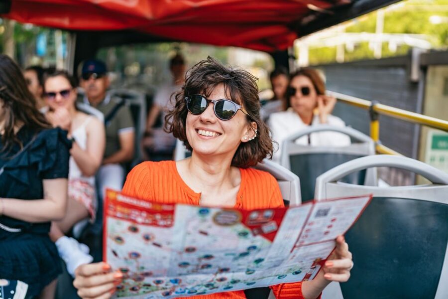 Barcelona: Hop-On Hop-Off Bus & Aquarium Tour - Bus comfort, audio guides, and accessibility support
