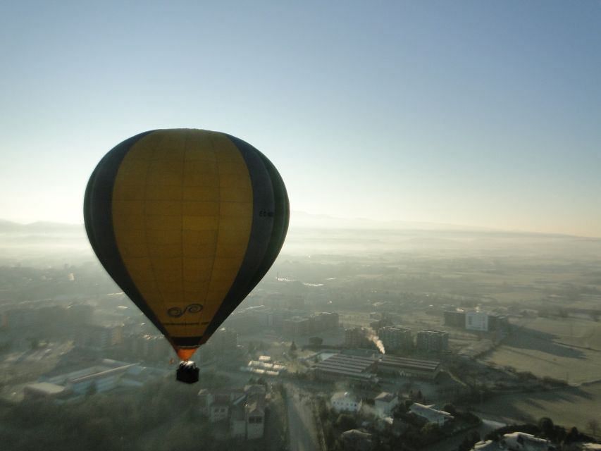 Barcelona: Hot Air Balloon Flight Experience - Getting picked up, confirmed, and out toward the launch