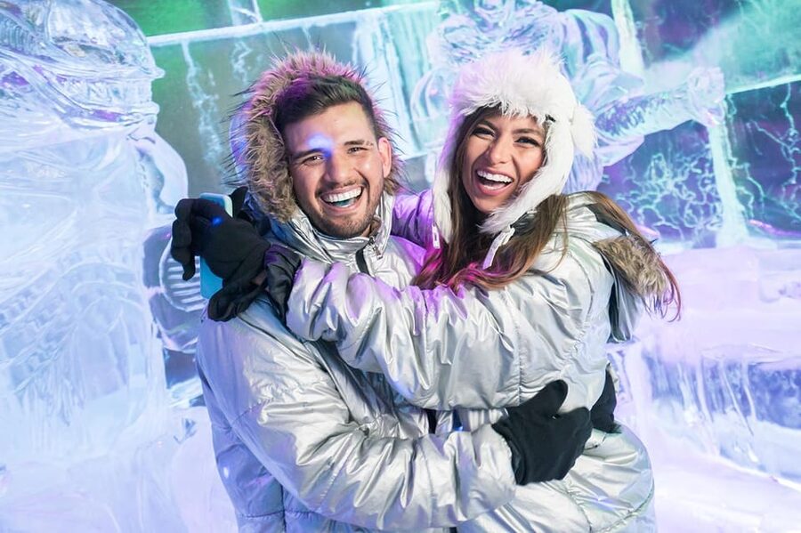 Barcelona: Ice Bar and Terrace Drinks Romantic Package - Getting geared up for the ice bar