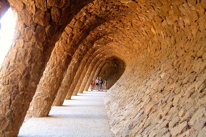 Barcelona in 1 Day: Sagrada Familia, Park Guell,Old Town & Pickup - Las Ramblas and the Gothic Quarter walk you will actually enjoy