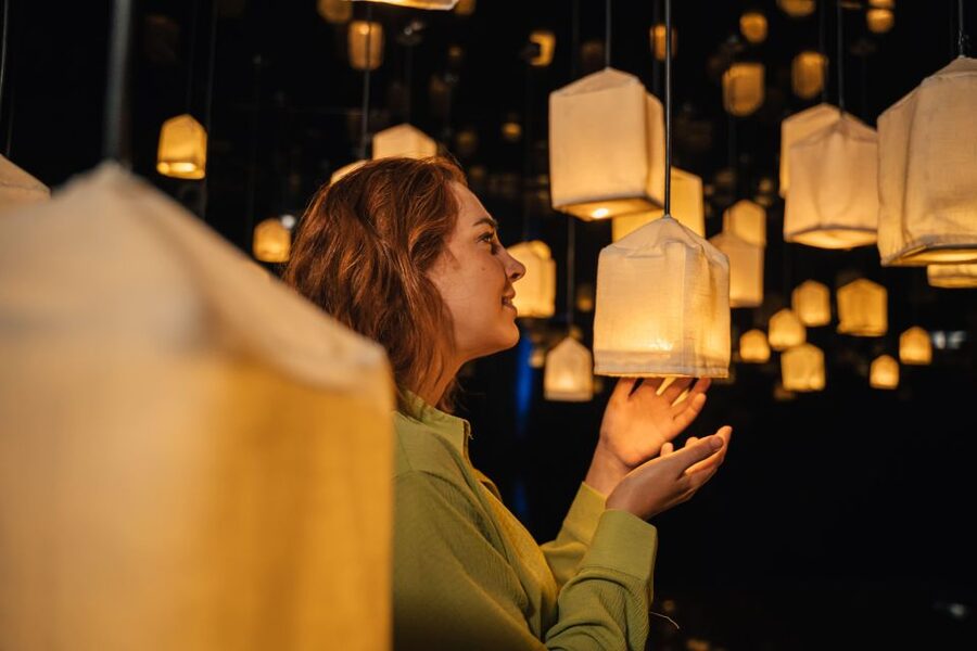 Barcelona: Interactive Art Installation by IKONO - The 10-plus rooms, from the ball pit to themed surprises