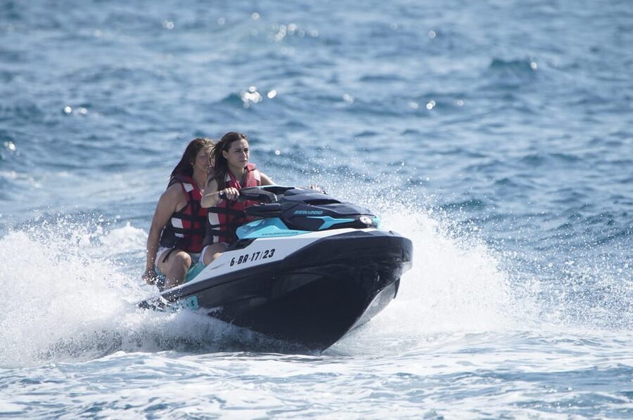 Barcelona: Jet Ski Rental (No License Needed) - Price and logistics, and whether it’s worth $140