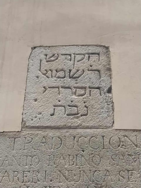 Barcelona: Jewish Tour by a Jewish guide - Starting at Plaça de Sant Jaume and Getting Your Bearings