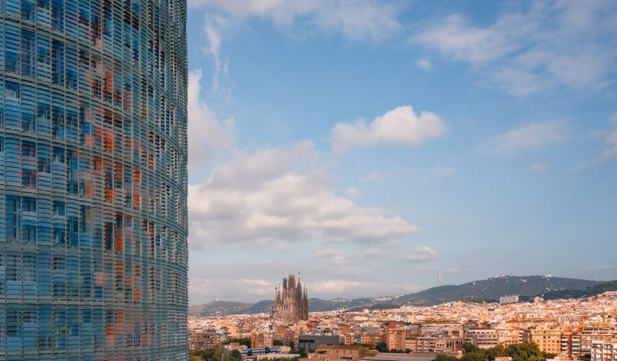 Barcelona: Mirador torre Glòries Skip-the-Line Ticket - Getting the most out of the location, even if it feels out of the way