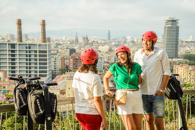 Barcelona: Montjuïc Segway Tour - Getting started at Passatge de la Canadenca and the training square