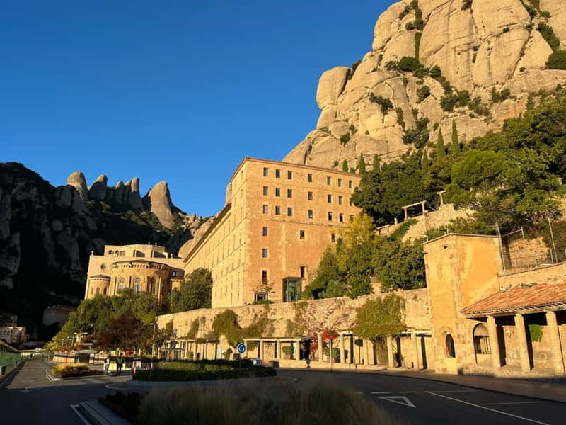 Barcelona: Montserrat Early Trip — Cable Car, Abbey & Hike - Beating the Montserrat crowd by 7:30 AM