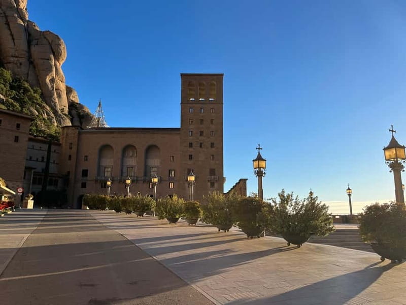 Barcelona: Montserrat Early Trip — Cable Car, Abbey & Hike - Zipper train or the flying cable car for the descent