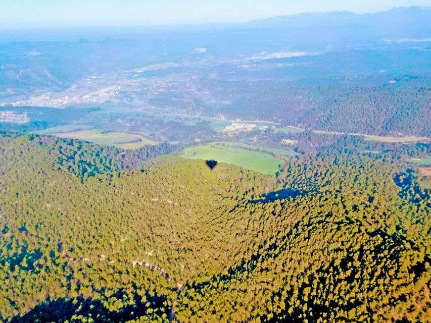 Barcelona: Montserrat Hot-Air Balloon & Monastery Experience - Group size, comfort, and what to pack for weather changes