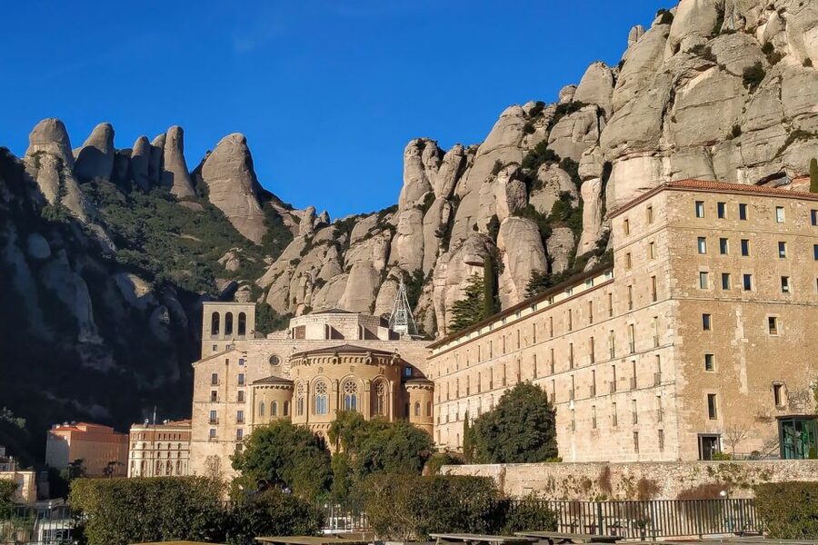 Barcelona: Montserrat Monastery & Hiking Off the Beaten Path - Quick hits you’ll feel in your day