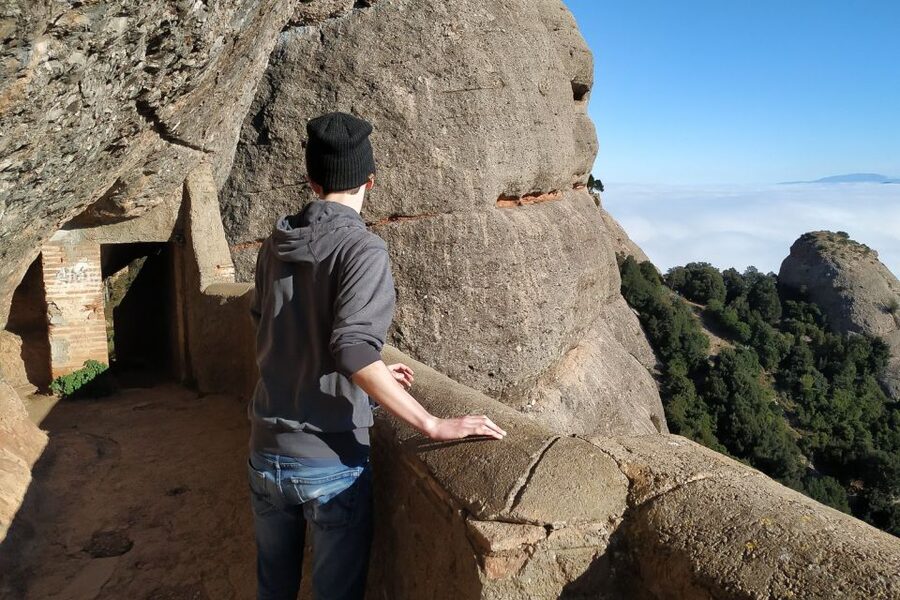 Barcelona: Montserrat Monastery & Hiking Off the Beaten Path - Abbey time: the Benedictine story and why it matters in Catalonia
