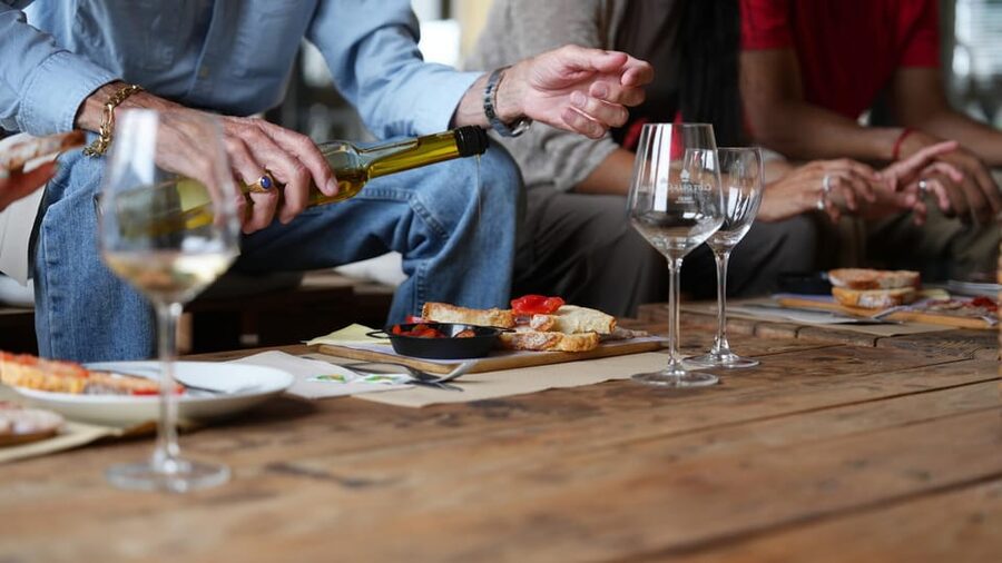 Barcelona: Montserrat Tour with Lunch & Wine Tasting Option - Tour logistics that affect your comfort: group size, pacing, and what not to expect