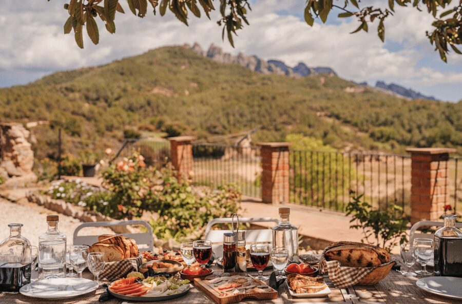 Barcelona: Montserrat Visit & Lunch at Farmhouse Small Group - Key things you should know before you go