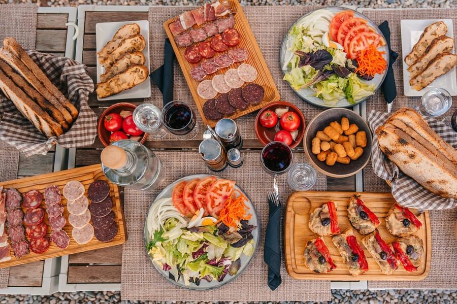 Barcelona: Montserrat Visit & Lunch at Farmhouse Small Group - Farmhouse Lunch Under the Mountain: 3 Courses, Views, and Drink Included