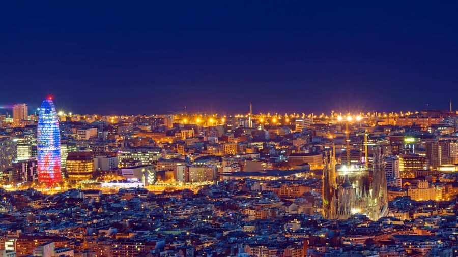 Barcelona: Night Walking Tour in the Heart of the Movida - Key Highlights