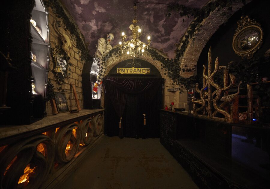 Barcelona: Nightmare Horror Museum Maze Entry Ticket - Key highlights